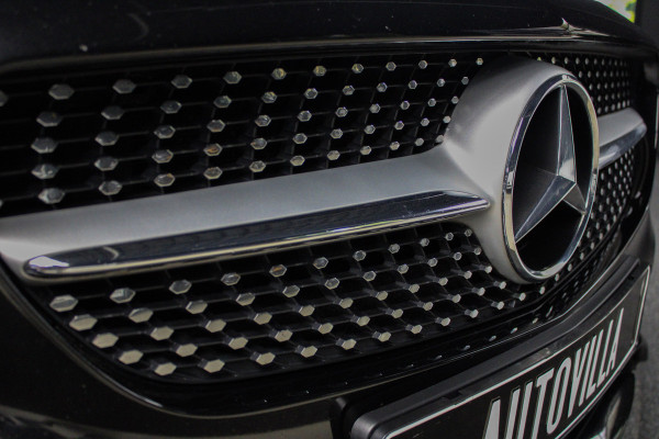 Mercedes-Benz CLA-Klasse Shooting Brake 180 Business Solution AMG Apple Carplay - Alcantara - 18 Inch - Elec Trekhaak