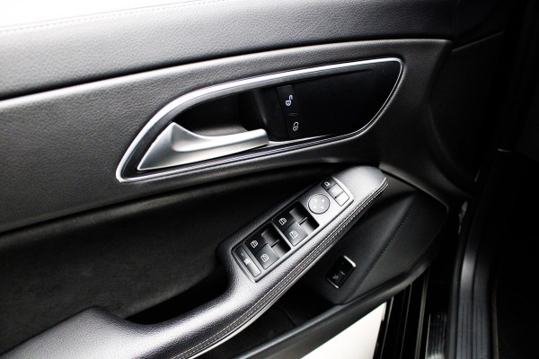 Mercedes-Benz CLA-Klasse Shooting Brake 180 Business Solution AMG Apple Carplay - Alcantara - 18 Inch - Elec Trekhaak