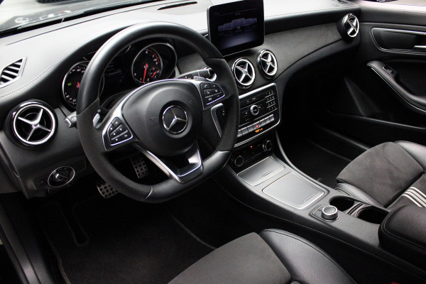 Mercedes-Benz CLA-Klasse Shooting Brake 180 Business Solution AMG Apple Carplay - Alcantara - 18 Inch - Elec Trekhaak