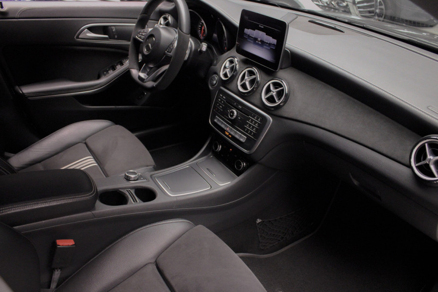Mercedes-Benz CLA-Klasse Shooting Brake 180 Business Solution AMG Apple Carplay - Alcantara - 18 Inch - Elec Trekhaak