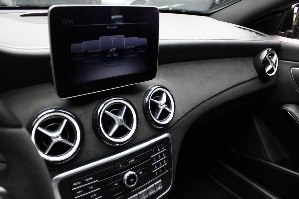 Mercedes-Benz CLA-Klasse Shooting Brake 180 Business Solution AMG Apple Carplay - Alcantara - 18 Inch - Elec Trekhaak