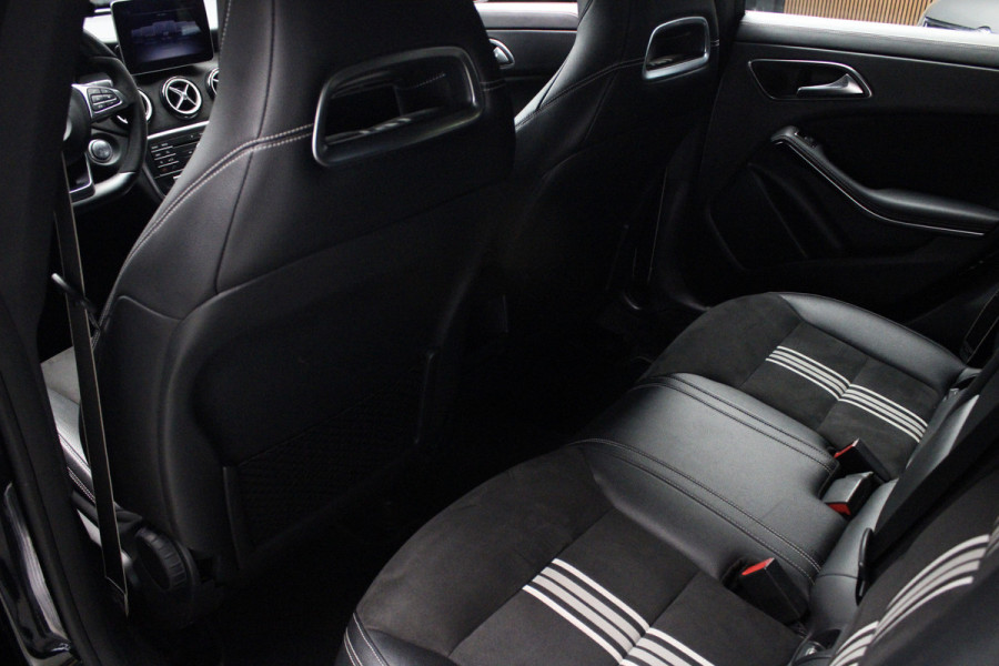 Mercedes-Benz CLA-Klasse Shooting Brake 180 Business Solution AMG Apple Carplay - Alcantara - 18 Inch - Elec Trekhaak