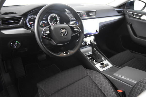 Škoda Superb Combi 1.4 TSI iV *1ste Eigenaar*Navigatie*Stoelverwarming*Camera*Carplay*
