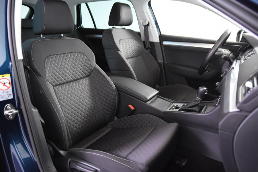 Škoda Superb Combi 1.4 TSI iV *1ste Eigenaar*Navigatie*Stoelverwarming*Camera*Carplay*