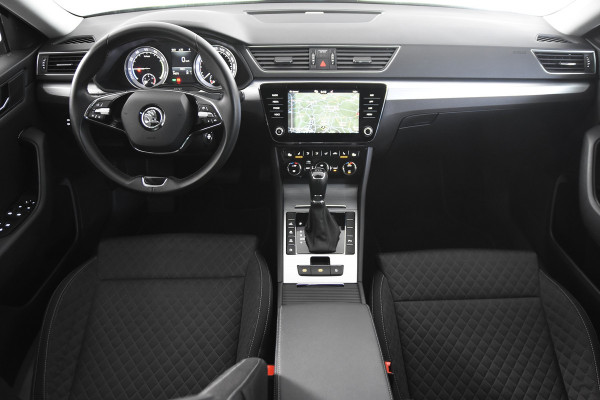 Škoda Superb Combi 1.4 TSI iV *1ste Eigenaar*Navigatie*Stoelverwarming*Camera*Carplay*