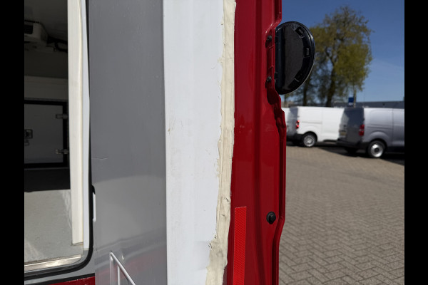 Volkswagen Crafter e-Crafter L3H3 36 kWh / Thermo King koel vries dag en nacht koeling - 22 graden celsius / rijbereik 100 km / airco / cruise / camera / pdc rondom / zero emissie