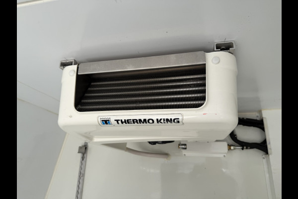 Volkswagen Crafter e-Crafter L3H3 36 kWh / Thermo King koel vries dag en nacht koeling - 22 graden celsius / rijbereik 100 km / airco / cruise / camera / pdc rondom / zero emissie