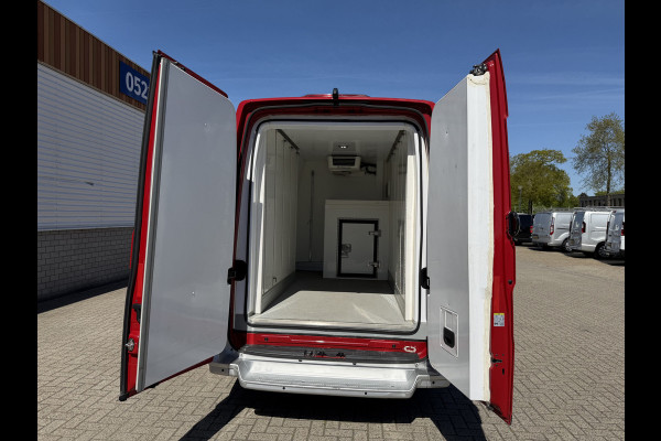 Volkswagen Crafter e-Crafter L3H3 36 kWh / Thermo King koel vries dag en nacht koeling - 22 graden celsius / rijbereik 100 km / airco / cruise / camera / pdc rondom / zero emissie