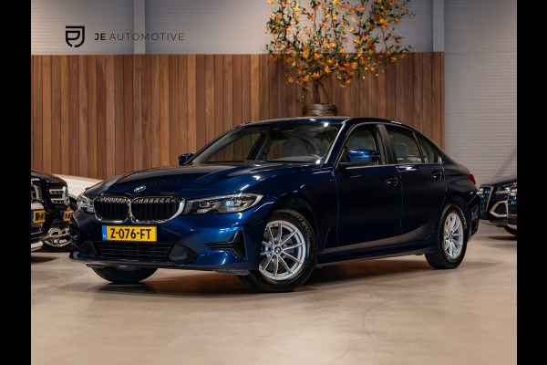 BMW 3-serie 320i Executive, Apple Carplay, Android Auto, Navi, Led, Camera, Multistuur, Leder, Cruise, Clima, Volledig Onderhoud.