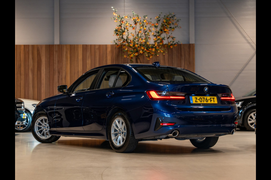 BMW 3-serie 320i Executive, Apple Carplay, Android Auto, Navi, Led, Camera, Multistuur, Leder, Cruise, Clima, Volledig Onderhoud.