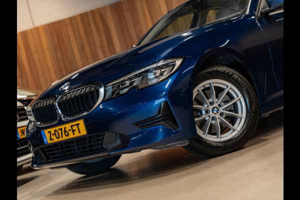 BMW 3-serie 320i Executive, Apple Carplay, Android Auto, Navi, Led, Camera, Multistuur, Leder, Cruise, Clima, Volledig Onderhoud.