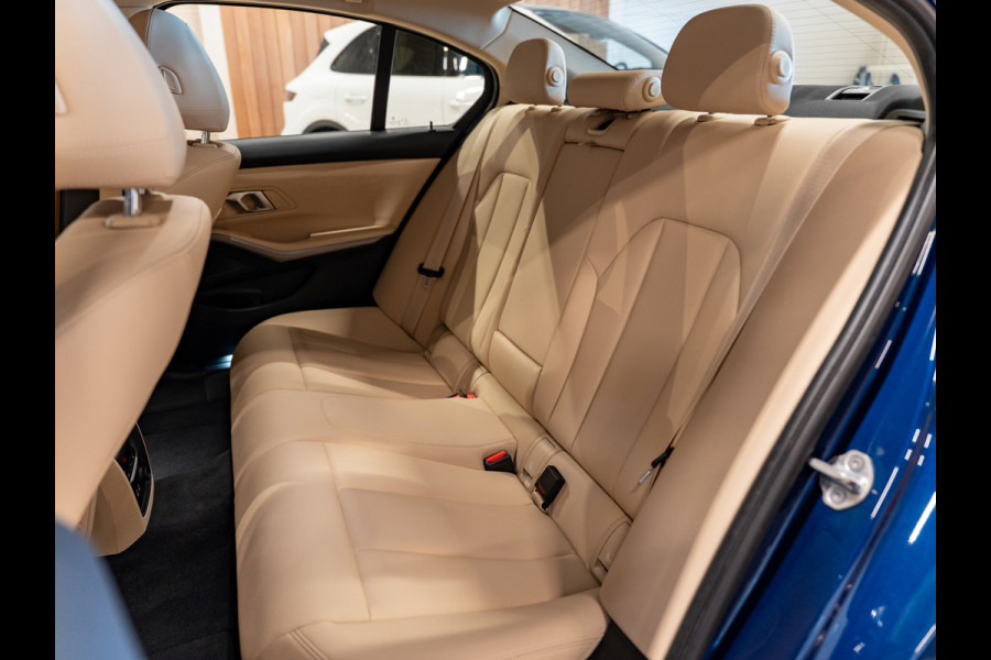 BMW 3-serie 320i Executive, Apple Carplay, Android Auto, Navi, Led, Camera, Multistuur, Leder, Cruise, Clima, Volledig Onderhoud.