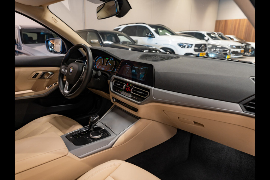 BMW 3-serie 320i Executive, Apple Carplay, Android Auto, Navi, Led, Camera, Multistuur, Leder, Cruise, Clima, Volledig Onderhoud.