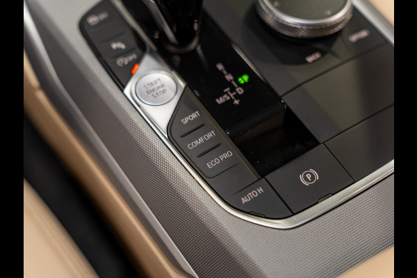 BMW 3-serie 320i Executive, Apple Carplay, Android Auto, Navi, Led, Camera, Multistuur, Leder, Cruise, Clima, Volledig Onderhoud.