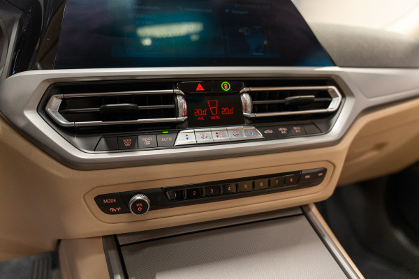 BMW 3-serie 320i Executive, Apple Carplay, Android Auto, Navi, Led, Camera, Multistuur, Leder, Cruise, Clima, Volledig Onderhoud.