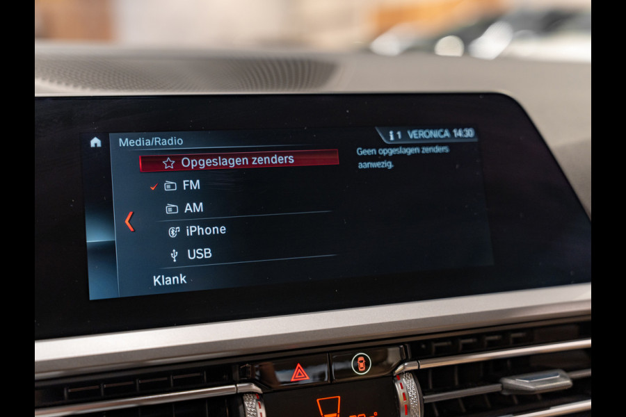 BMW 3-serie 320i Executive, Apple Carplay, Android Auto, Navi, Led, Camera, Multistuur, Leder, Cruise, Clima, Volledig Onderhoud.