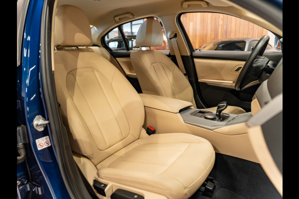 BMW 3-serie 320i Executive, Apple Carplay, Android Auto, Navi, Led, Camera, Multistuur, Leder, Cruise, Clima, Volledig Onderhoud.