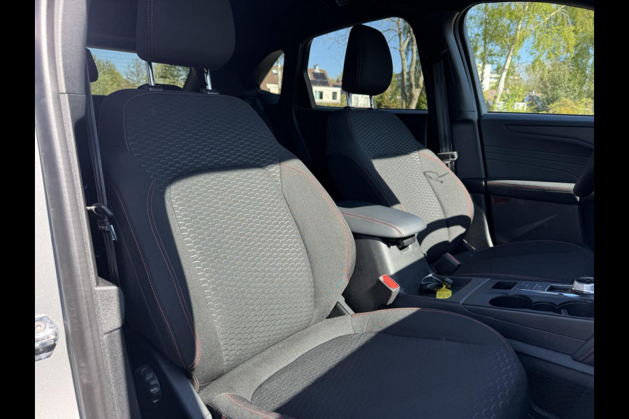 Ford Kuga 2.5 PHEV ST-Line | SCI | 243 PK | Winter Pack | Wegklapbare Trekhaak | Origineel Nederlandse auto | 2.100kg Trekgewicht