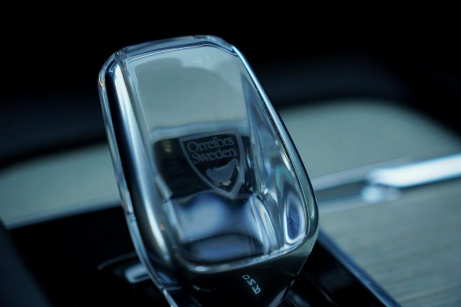 Volvo XC60 2.0 T6 Plug-in hybrid AWD Inscription / Pano / Stoelverwarming-ventilatie-massage / Trekhaak / Riem vervangen
