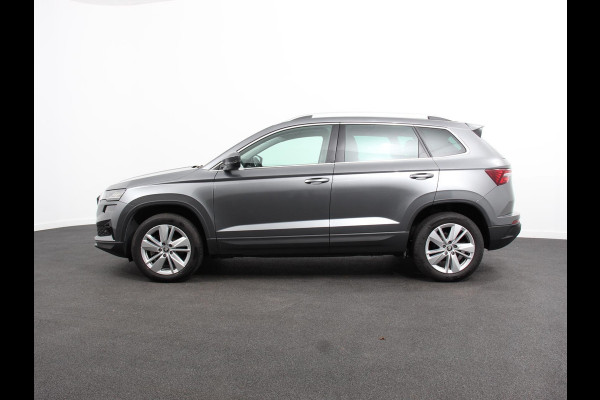 Škoda Karoq 1.5 TSI 150pk Automaat Selection Navigatie Apple Carplay/Android Auto Camera Parkeer sensoren Adaptive Cruise Control Lichtmetalen Velgen Digitale Cockpit