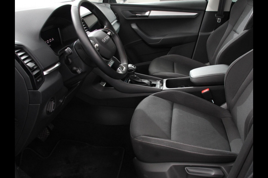 Škoda Karoq 1.5 TSI 150pk Automaat Selection Navigatie Apple Carplay/Android Auto Camera Parkeer sensoren Adaptive Cruise Control Lichtmetalen Velgen Digitale Cockpit