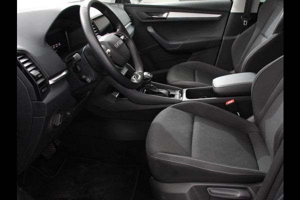 Škoda Karoq 1.5 TSI 150pk Automaat Selection Navigatie Apple Carplay/Android Auto Camera Parkeer sensoren Adaptive Cruise Control Lichtmetalen Velgen Digitale Cockpit