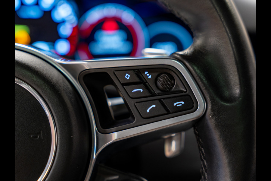 Porsche Cayenne 3.0 E-Hybrid, Pano, Apple Carplay, Leder, ACC, Memory. 21" Velgen, Camera, Volledig Onderhouden