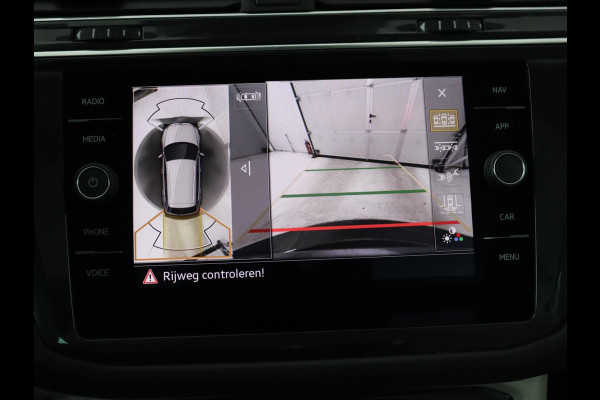 Volkswagen Tiguan 1.4 TSI eHybrid Life Business | SOH 93,8% | Panoramadak | Leder | Stoelverwarming | 360 Camera | Adaptive cruise | Virtual Cockpit | Carplay | Park Assist | Keyless | Navigatie | PHEV | Plug In