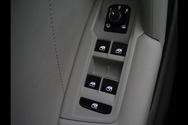 Volkswagen Tiguan 1.4 TSI eHybrid Life Business | SOH 93,8% | Panoramadak | Leder | Stoelverwarming | 360 Camera | Adaptive cruise | Virtual Cockpit | Carplay | Park Assist | Keyless | Navigatie | PHEV | Plug In
