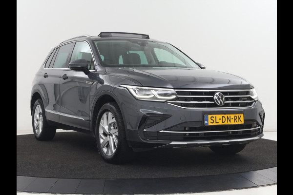 Volkswagen Tiguan 1.4 TSI eHybrid Life Business | SOH 93,8% | Panoramadak | Leder | Stoelverwarming | 360 Camera | Adaptive cruise | Virtual Cockpit | Carplay | Park Assist | Keyless | Navigatie | PHEV | Plug In