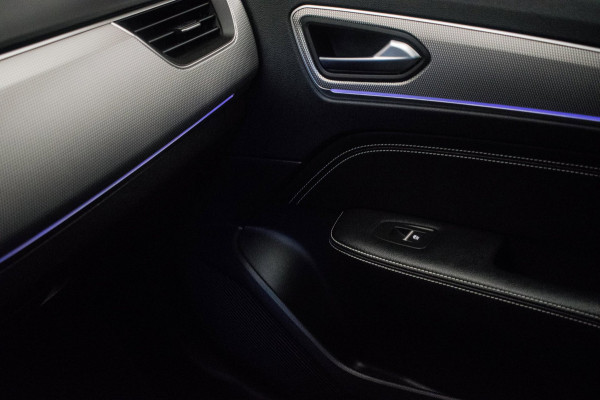 Renault Arkana 1.6 E-Tech Full Hybrid 145 Techno NL-auto [ Panoramadak Digitaal Dasboard Sfeerverlichting Trekhaak Carplay LED ]