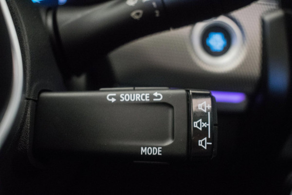 Renault Arkana 1.6 E-Tech Full Hybrid 145 Techno NL-auto [ Panoramadak Digitaal Dasboard Sfeerverlichting Trekhaak Carplay LED ]