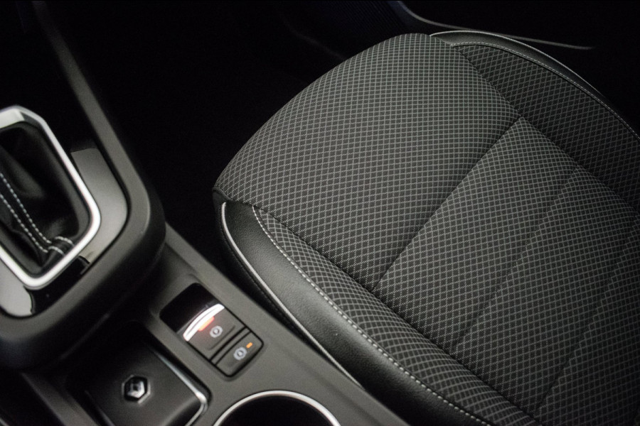 Renault Arkana 1.6 E-Tech Full Hybrid 145 Techno NL-auto [ Panoramadak Digitaal Dasboard Sfeerverlichting Trekhaak Carplay LED ]