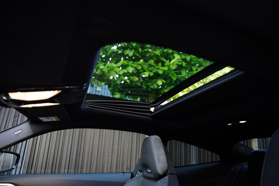 BMW M4 Competition / X-Drive / R44 Sportuitlaat / Carbon