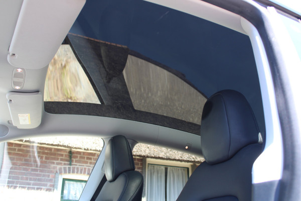 Tesla Model Y Long Range AWD 75 kWh SOh 88,9% LEER AUTOPILOT NAVI TREKHAAK 161000KM!!!