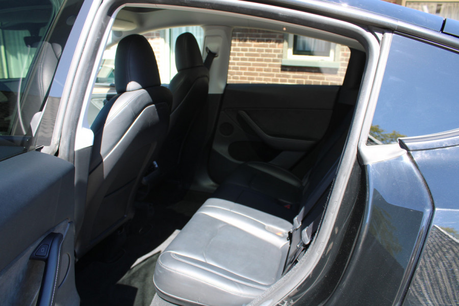 Tesla Model Y Long Range AWD 75 kWh SOh 88,9% LEER AUTOPILOT NAVI TREKHAAK 161000KM!!!