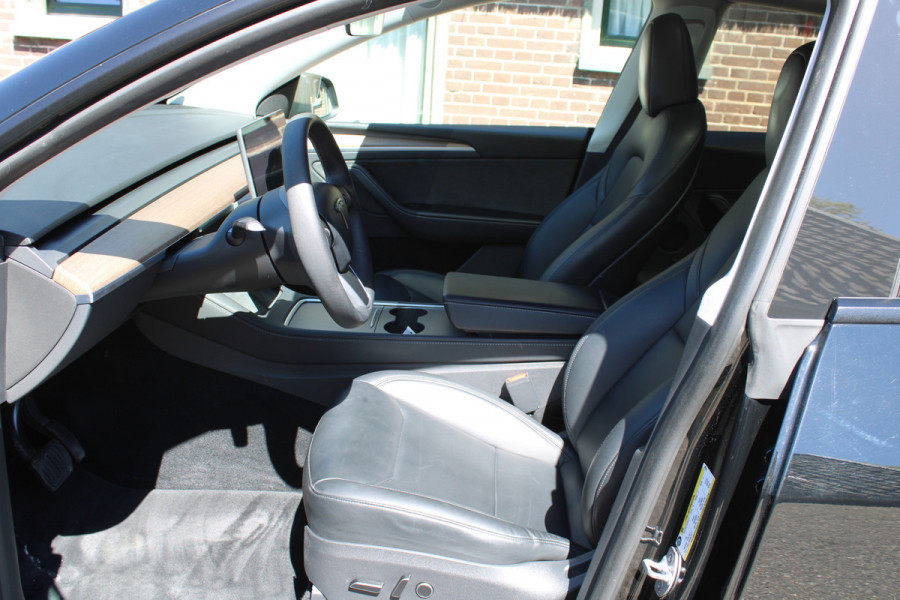 Tesla Model Y Long Range AWD 75 kWh SOh 88,9% LEER AUTOPILOT NAVI TREKHAAK 161000KM!!!