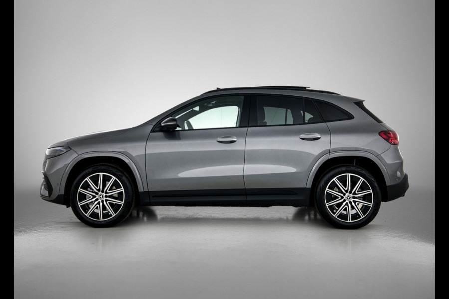 Mercedes-Benz EQA 250+ Business Solution AMG 71 kWh | Premium pakket | Nightpakket | Trekhaak | Panoramaschuifdak | Smartphone integratie | 360° camera | Sierdelen in Star Pattern | Burmester Surround Sound |