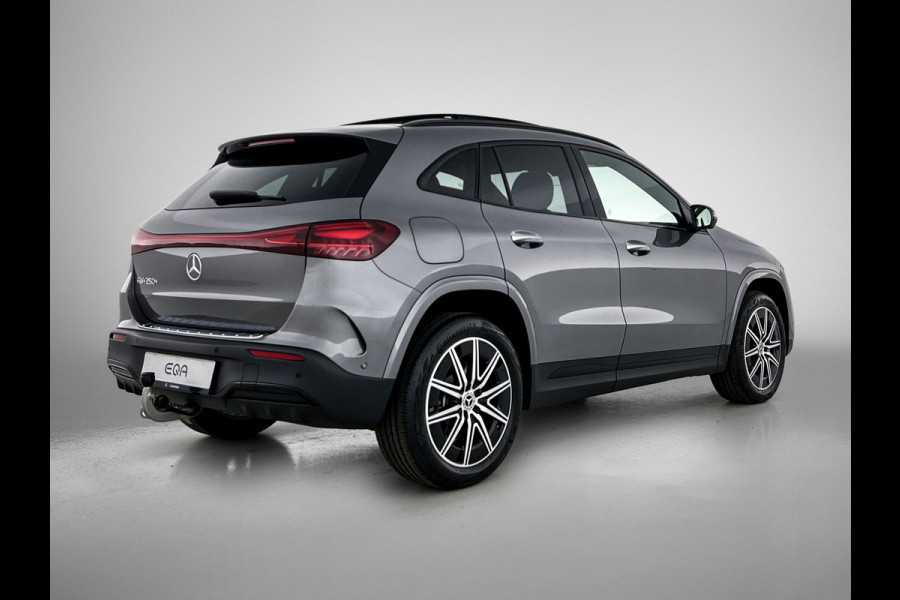 Mercedes-Benz EQA 250+ Business Solution AMG 71 kWh | Premium pakket | Nightpakket | Trekhaak | Panoramaschuifdak | Smartphone integratie | 360° camera | Sierdelen in Star Pattern | Burmester Surround Sound |