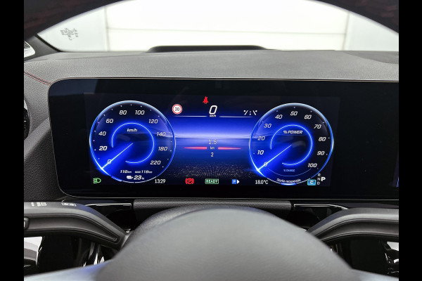 Mercedes-Benz EQA 250+ Business Solution AMG 71 kWh | Premium pakket | Nightpakket | Trekhaak | Panoramaschuifdak | Smartphone integratie | 360° camera | Sierdelen in Star Pattern | Burmester Surround Sound |