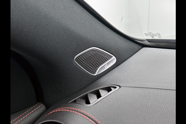 Mercedes-Benz EQA 250+ Business Solution AMG 71 kWh | Premium pakket | Nightpakket | Trekhaak | Panoramaschuifdak | Smartphone integratie | 360° camera | Sierdelen in Star Pattern | Burmester Surround Sound |