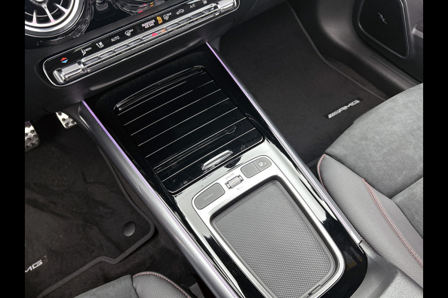 Mercedes-Benz EQA 250+ Business Solution AMG 71 kWh | Premium pakket | Nightpakket | Trekhaak | Panoramaschuifdak | Smartphone integratie | 360° camera | Sierdelen in Star Pattern | Burmester Surround Sound |