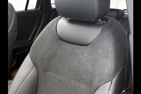 Mercedes-Benz EQA 250+ Business Solution AMG 71 kWh | Premium pakket | Nightpakket | Trekhaak | Panoramaschuifdak | Smartphone integratie | 360° camera | Sierdelen in Star Pattern | Burmester Surround Sound |