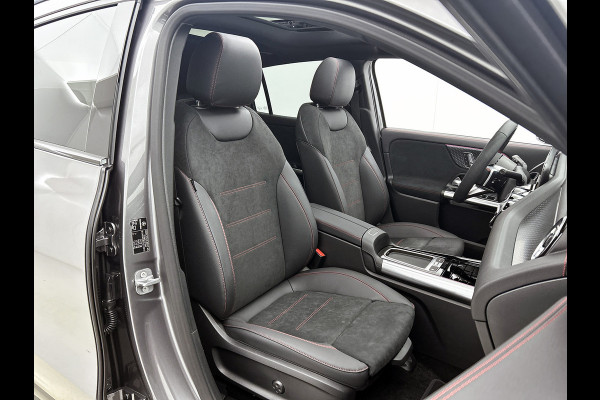 Mercedes-Benz EQA 250+ Business Solution AMG 71 kWh | Premium pakket | Nightpakket | Trekhaak | Panoramaschuifdak | Smartphone integratie | 360° camera | Sierdelen in Star Pattern | Burmester Surround Sound |