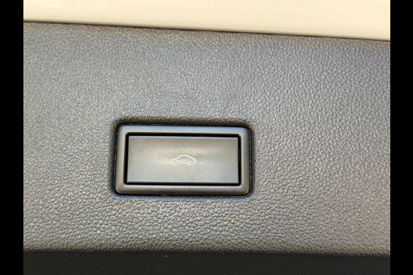 Volkswagen T-Roc 1.5 TSI Sport Business R l Virtual l LED Xenon l ACC l Climate l Navi l VDOH l