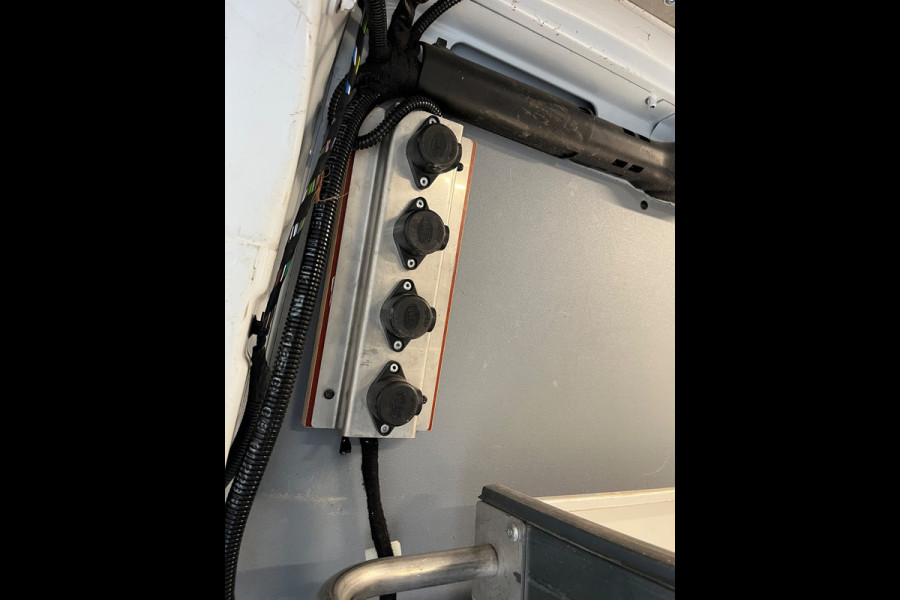 Mercedes-Benz Sprinter Automaat Servicewagen 314 2.2 CDI 140PK L2H1 euro6 BOTT, Victron V230, Standkachel Trekhaak RIJKLAARPRIJS
