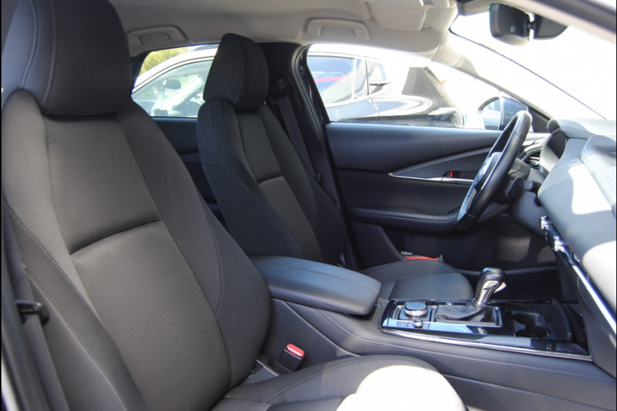 Mazda CX-30 2.0 eSA-X Sportive | Trekhaak | Carplay | Automaat | Stoelverwar