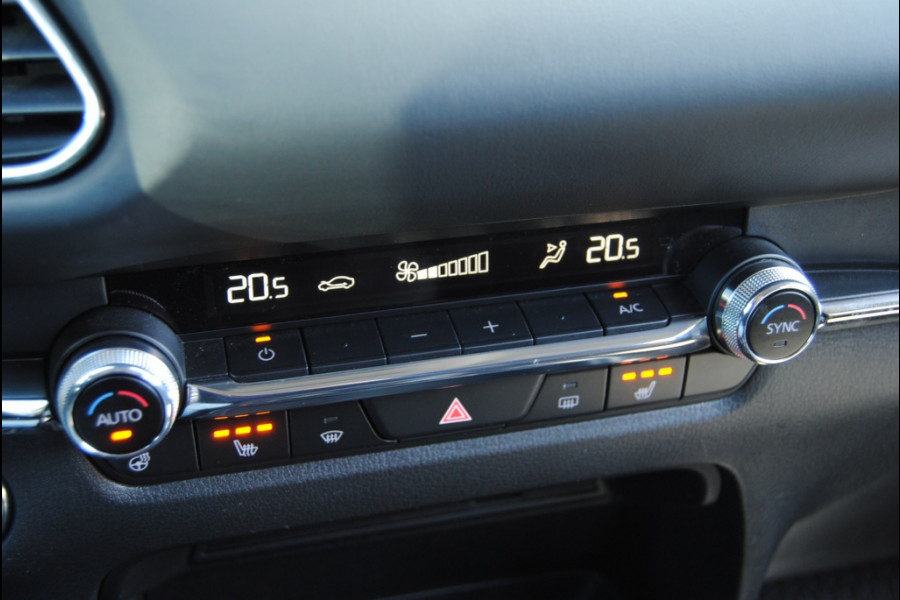 Mazda CX-30 2.0 eSA-X Sportive | Trekhaak | Carplay | Automaat | Stoelverwar