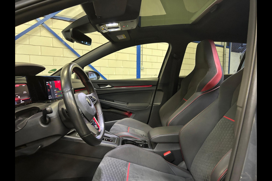 Volkswagen Golf 2.0 TSI GTI Pano