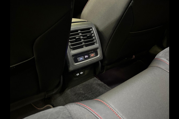 Volkswagen Golf 2.0 TSI GTI Pano